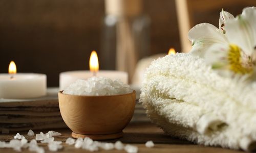 I en IR-bastu blir du avslappnad och kroppen går igenom en detox.